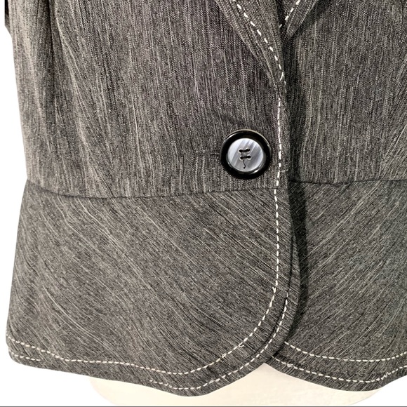 🎀 Sweet Suit Gray Tailored Fitted Blazer- M - Picture 4 of 9